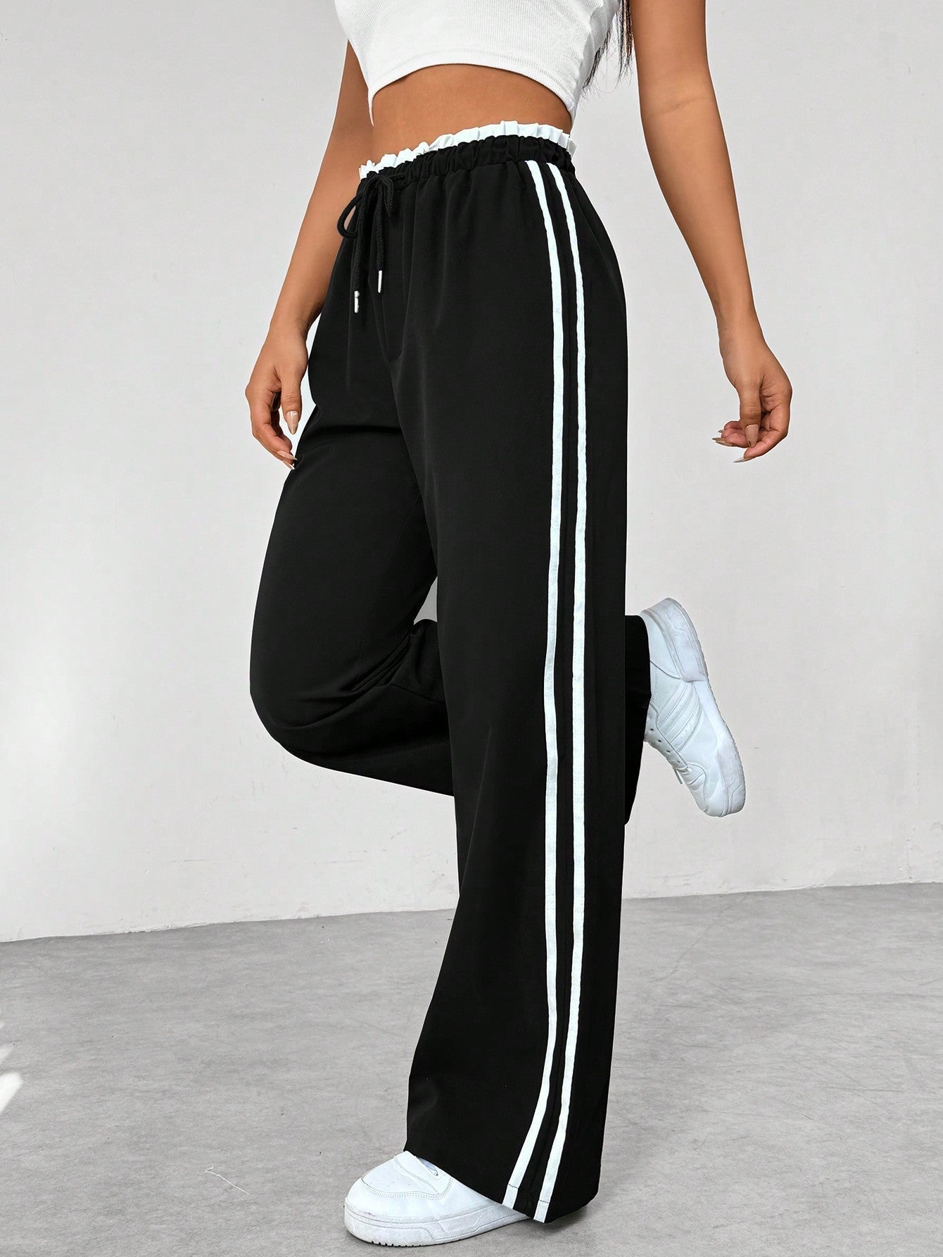 Sportieve | Wide-Leg Trousers - Black Cotton