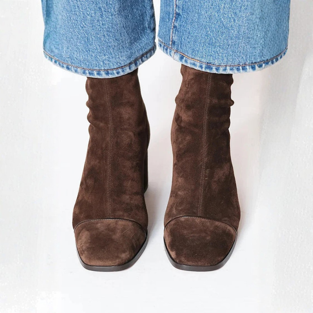 Yvonne | Comfort Heel Boots - Black Leather
