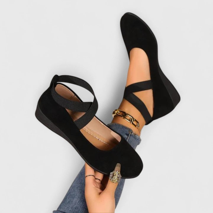 Jynna | Orthopedic Shoes - Black Leather