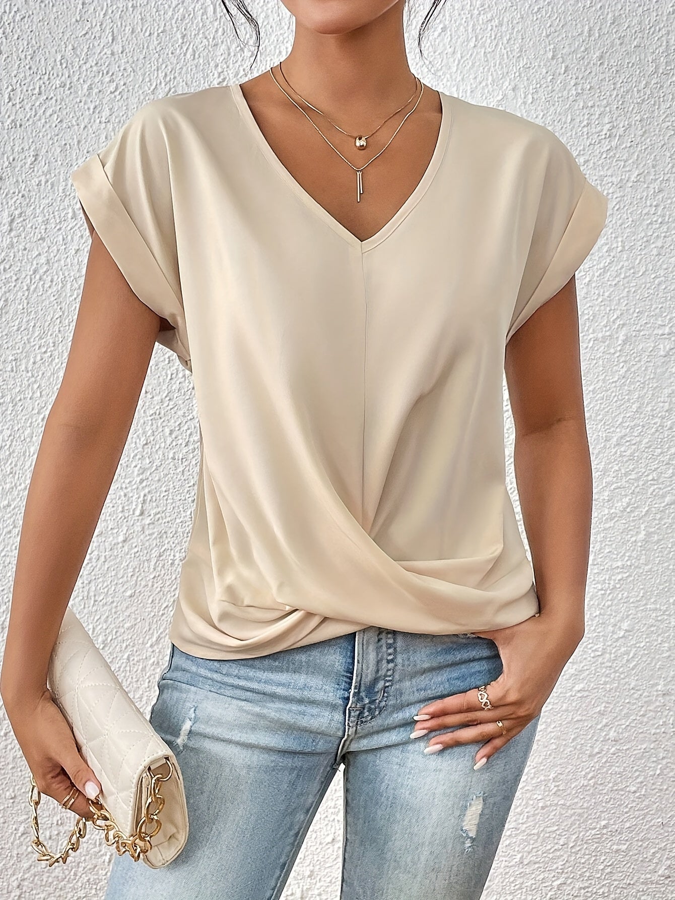 Cleo | Casual T-Shirt Sweetheart Neckline - White