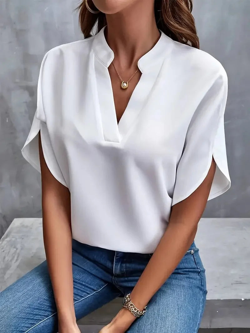 Annemie | V-Neck Fluid Blouse - Black