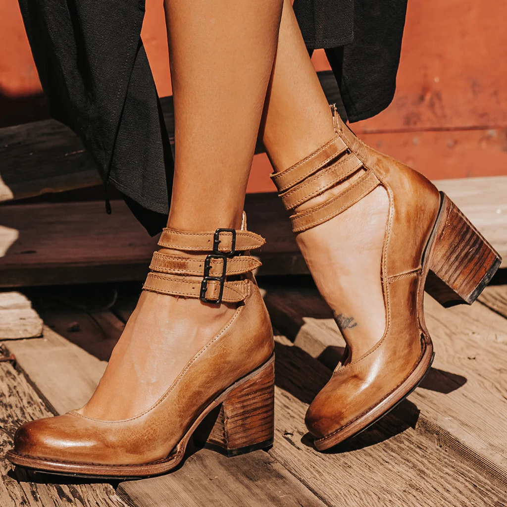Verona | Vintage Ankle Strap Heels - Black Leather