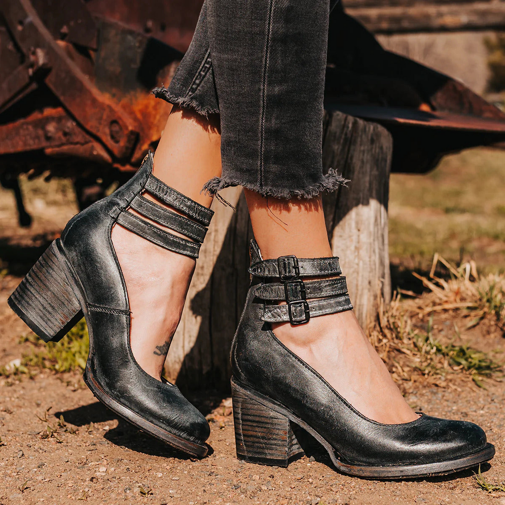 Verona | Vintage Ankle Strap Heels - Black Leather