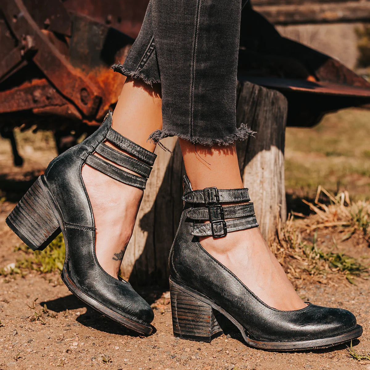 Verona | Vintage Ankle Strap Heels - Black Leather